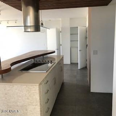 207 W CLARENDON Avenue C14, Phoenix, AZ 85013