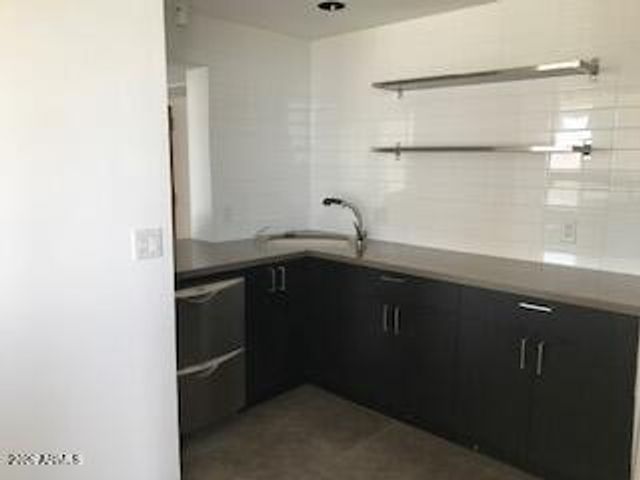 207 W CLARENDON Avenue C14, Phoenix, AZ 85013