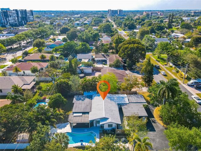 714 NE 2nd St, Pompano Beach, FL 33060
