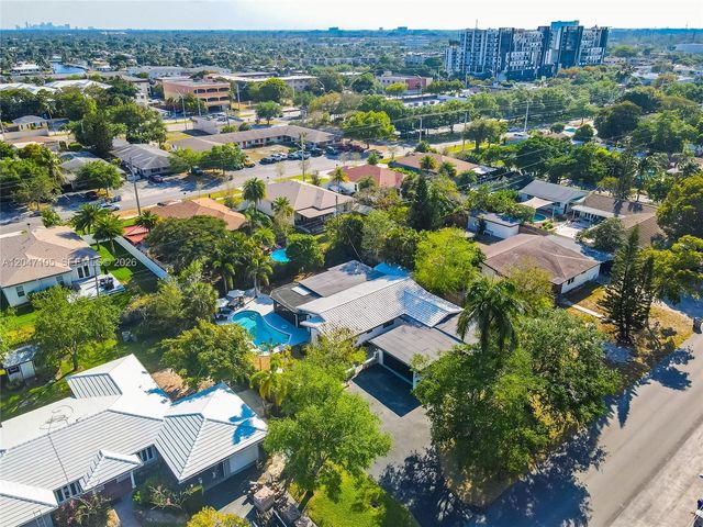714 NE 2nd St, Pompano Beach, FL 33060