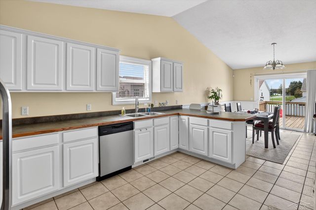 4423 Spicebush Drive, Saginaw Twp, MI 48603