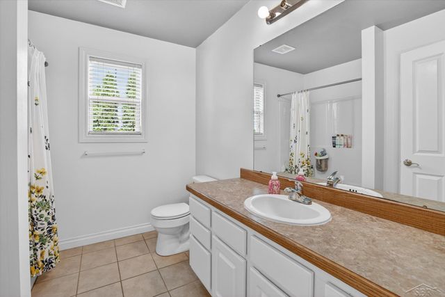 4423 Spicebush Drive, Saginaw Twp, MI 48603
