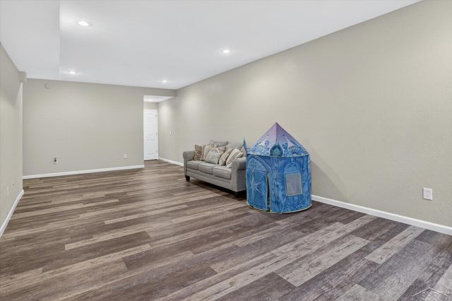 4423 Spicebush Drive, Saginaw Twp, MI 48603