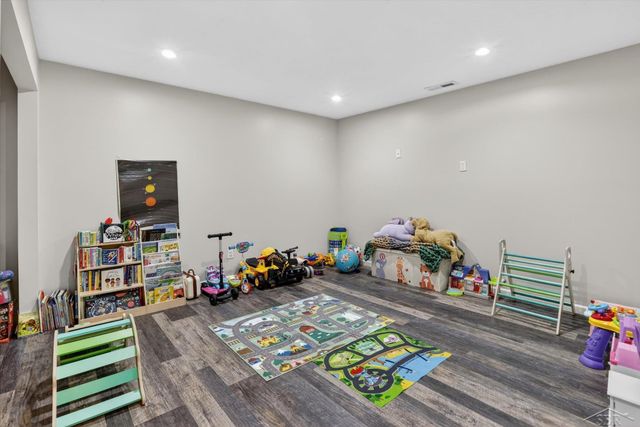 4423 Spicebush Drive, Saginaw Twp, MI 48603