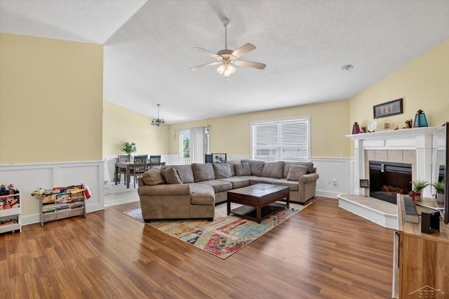 4423 Spicebush Drive, Saginaw Twp, MI 48603