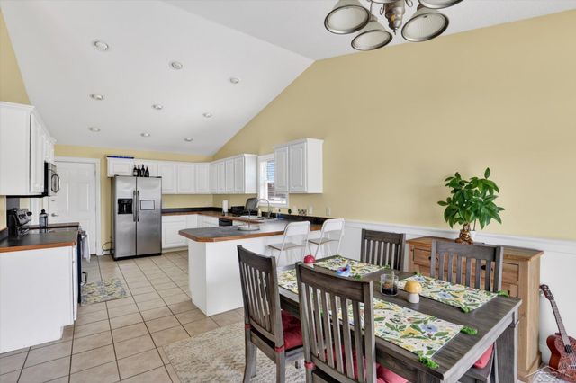 4423 Spicebush Drive, Saginaw Twp, MI 48603