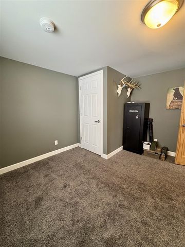 432 E Vine Street, Vicksburg, MI 49097