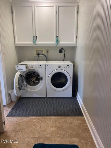 496 Glade Hill Drive, Lebanon, VA 24266