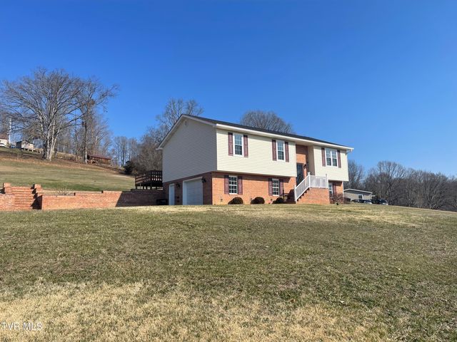 496 Glade Hill Drive, Lebanon, VA 24266