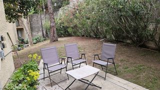 1881 Alpha Rd 17, Glendale, CA 91208