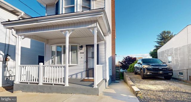 208 INDIANA AVE, Shenandoah, PA 17976