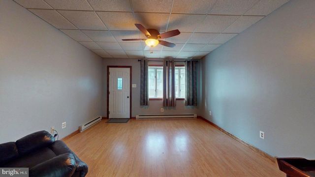 208 INDIANA AVE, Shenandoah, PA 17976
