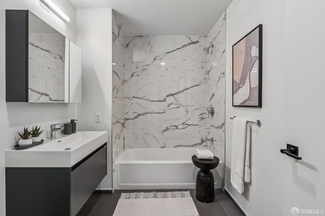 988 Harrison Street JR5, San Francisco, CA 94107