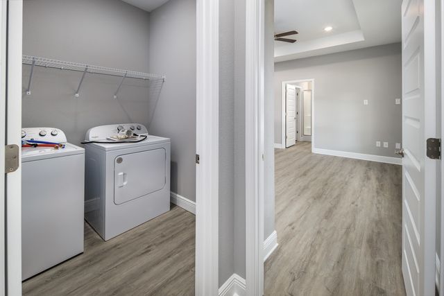 959 Skylark Road, Mary Esther, FL 32569