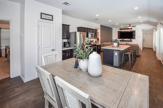 2423 Silver Prairie Lane, Spring, TX 77373
