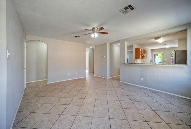 913 Dexter DR, Leander, TX 78641