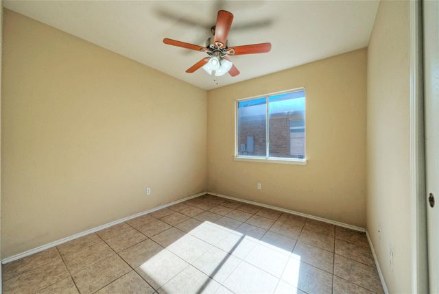 913 Dexter DR, Leander, TX 78641