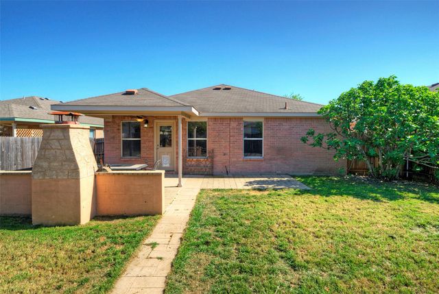 913 Dexter DR, Leander, TX 78641