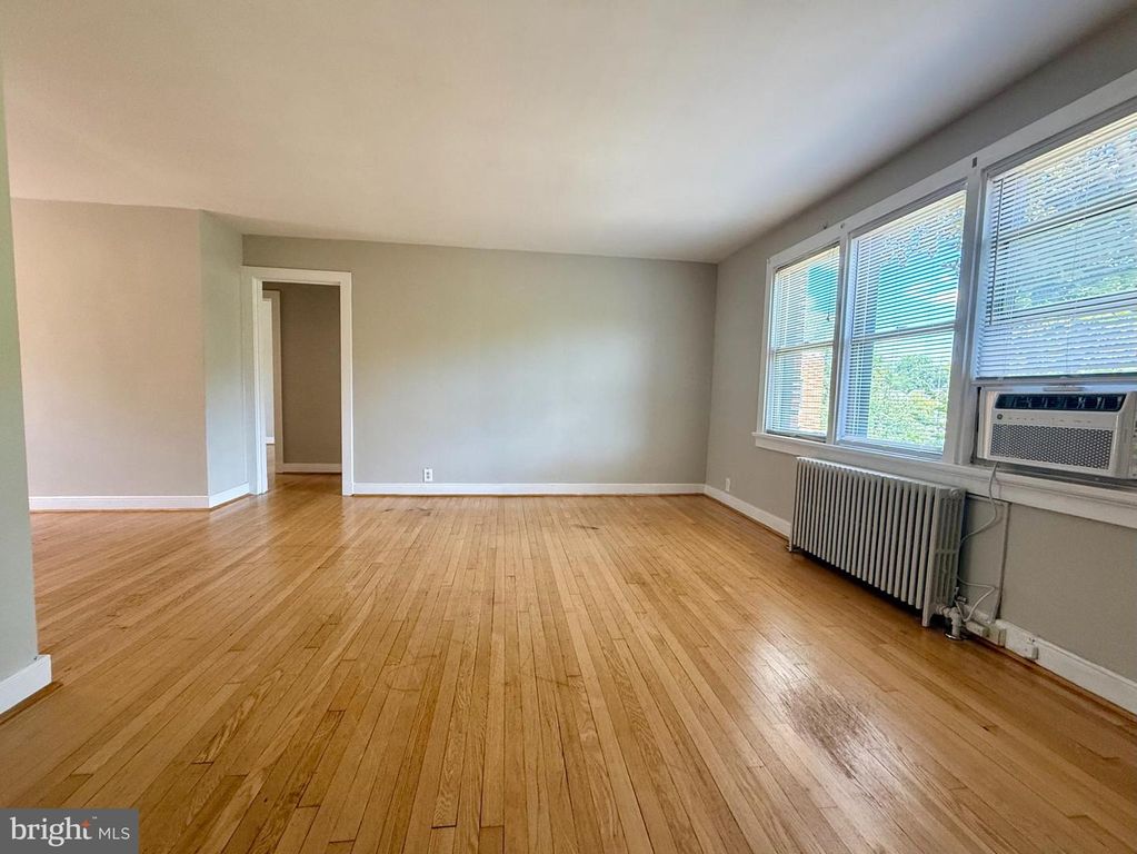 1400 KENMORE AVE #C4, Fredericksburg, VA 22401