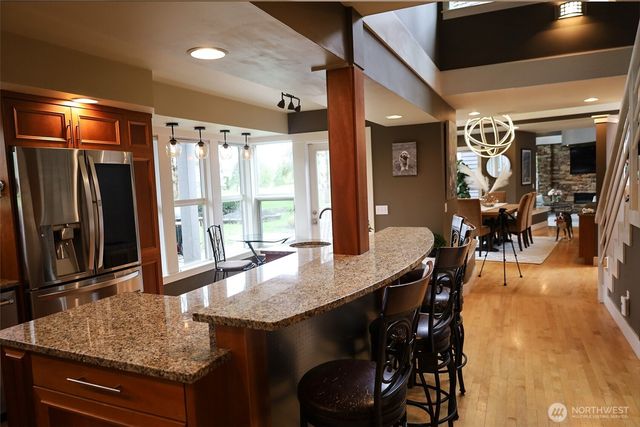 8777 Goshawk Road, Blaine, WA 98230