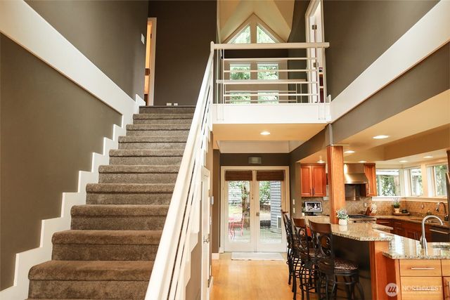 8777 Goshawk Road, Blaine, WA 98230