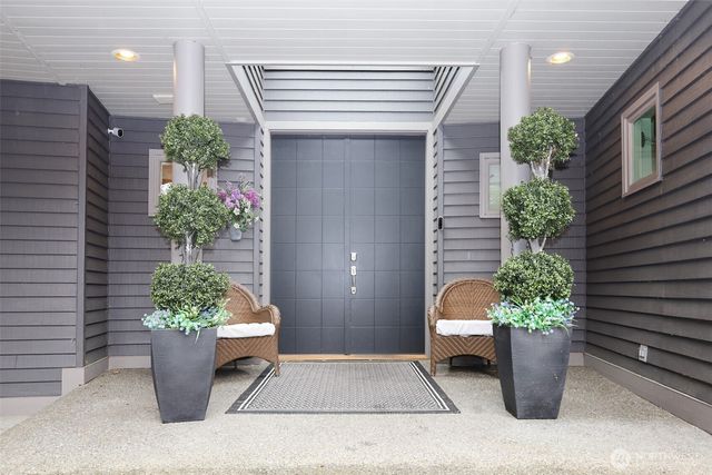 8777 Goshawk Road, Blaine, WA 98230