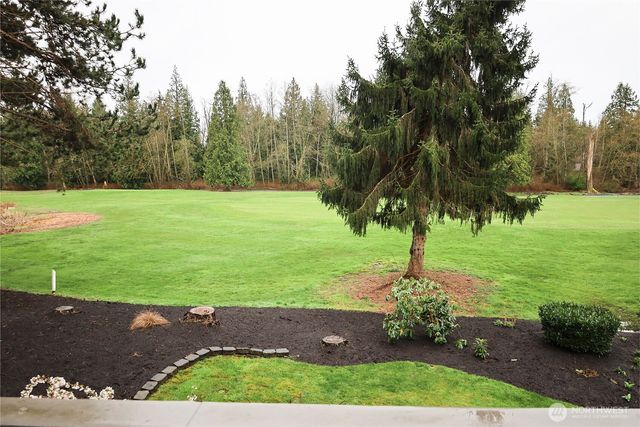 8777 Goshawk Road, Blaine, WA 98230