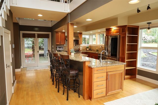 8777 Goshawk Road, Blaine, WA 98230