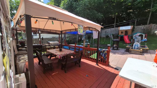 54 Hudson Street, Port Jervis, NY 12771