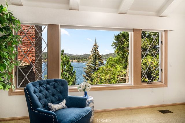 316 John Muir, Lake Arrowhead, CA 92352