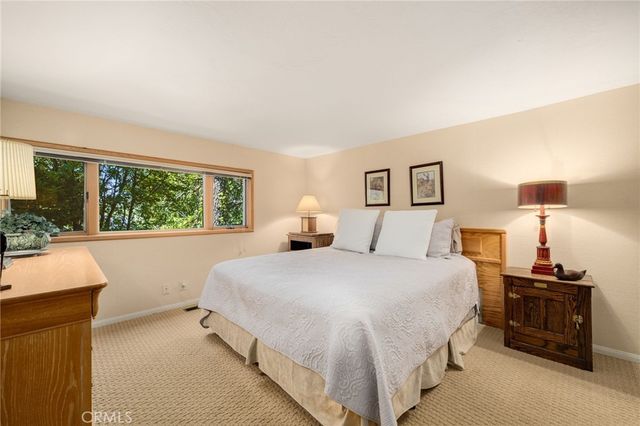 316 John Muir, Lake Arrowhead, CA 92352