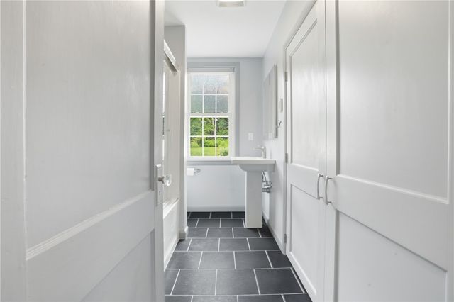 1288 Newman Avenue, Seekonk, MA 02771