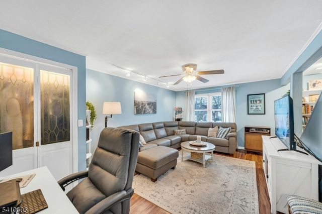 48 Hastings Avenue B, Rutherford Boro, NJ 07070