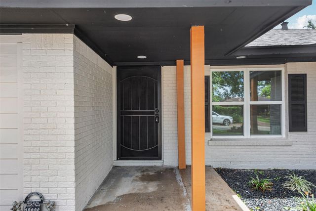 10226 Rockaway Drive, Houston, TX 77016
