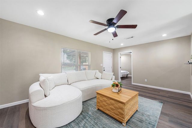 10226 Rockaway Drive, Houston, TX 77016