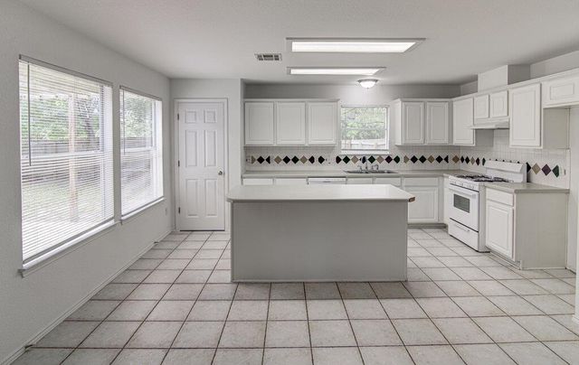 4300 Companeros WAY, Austin, TX 78749