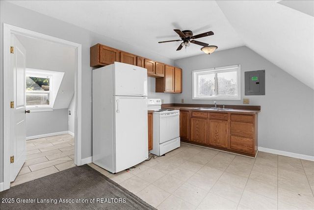 431 E Seminary Street, Charlotte, MI 48813