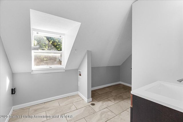 431 E Seminary Street, Charlotte, MI 48813