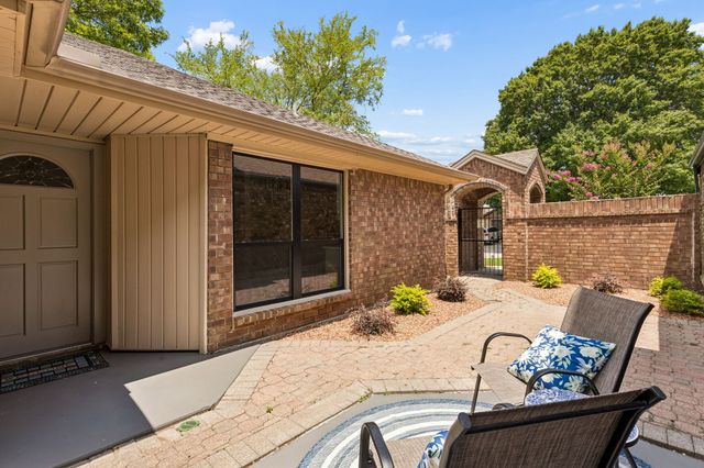 3916 Capricorn Court, Plano, TX 75023