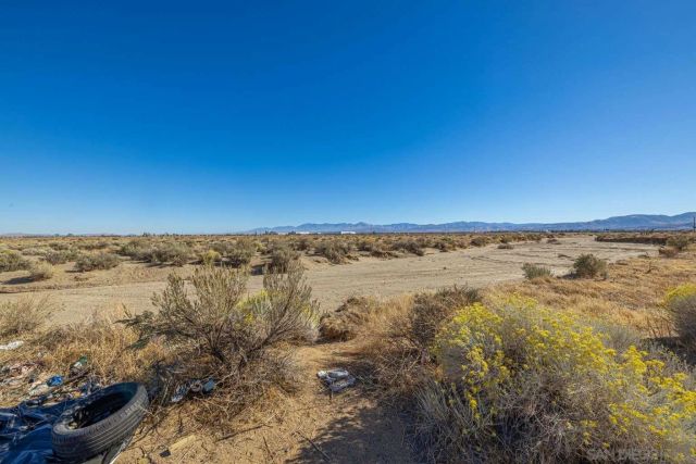 0 W AVE N 38, Palmdale, CA 93550