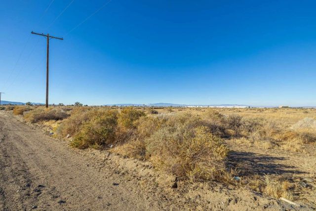 0 W AVE N 38, Palmdale, CA 93550