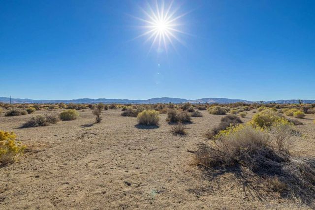 0 W AVE N 38, Palmdale, CA 93550