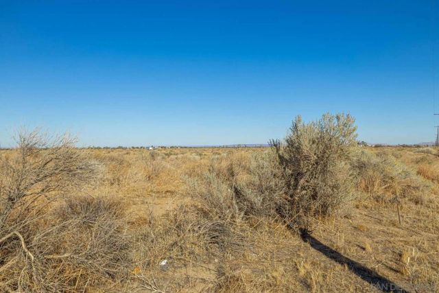 0 W AVE N 38, Palmdale, CA 93550