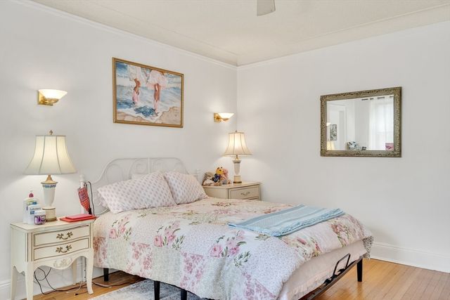 141 Englewood Ave 23, Boston, MA 02135