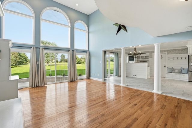 13741 Jennings Lane, Crown Point, IN 46307