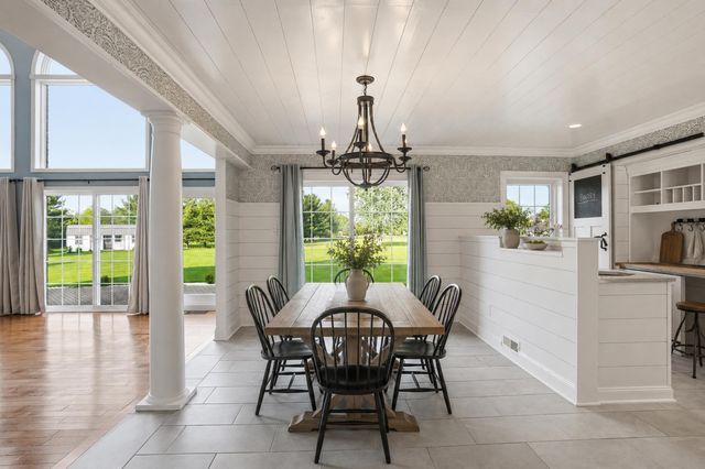 13741 Jennings Lane, Crown Point, IN 46307