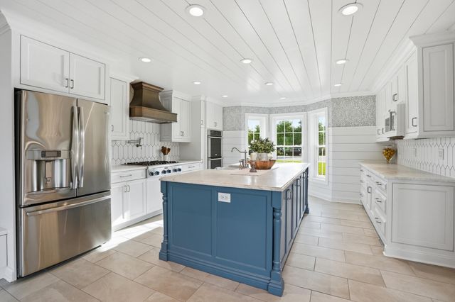 13741 Jennings Lane, Crown Point, IN 46307