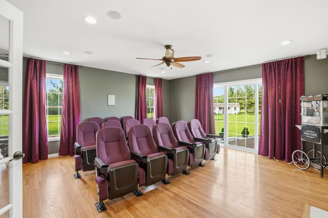 13741 Jennings Lane, Crown Point, IN 46307