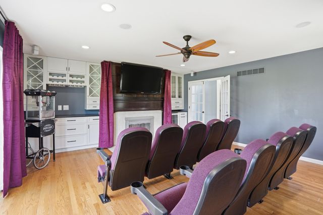 13741 Jennings Lane, Crown Point, IN 46307