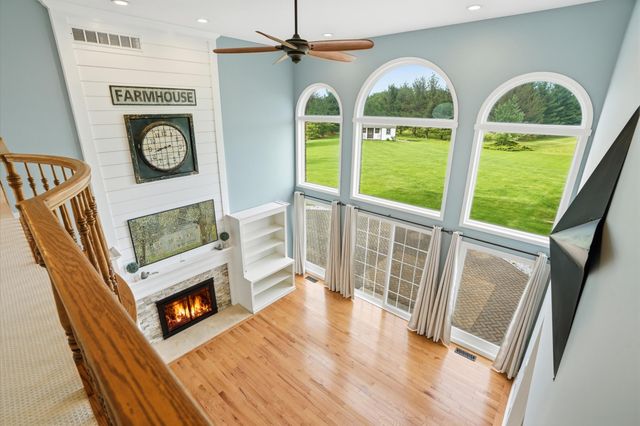 13741 Jennings Lane, Crown Point, IN 46307